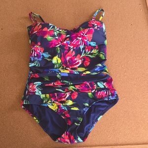 Catalina Floral One‑Piece Swimsuit M 8‑10 Ruched Tummy Control